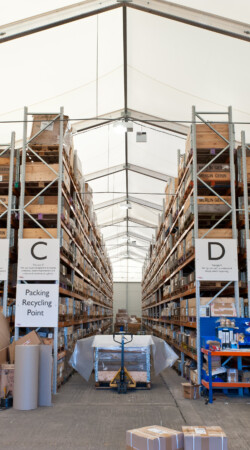 Flexible-and-cost-effective-temporary-warehouse-for-storage