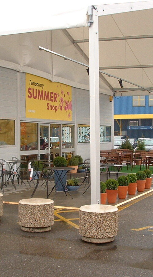 emergency-temporary-retail-building-used-as-a-garden-centre