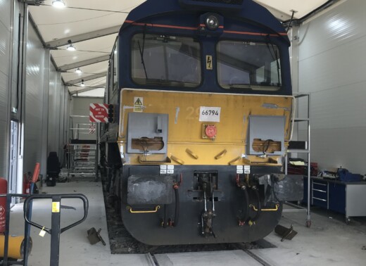 Temporary-workshop-used-for-train-maintenance