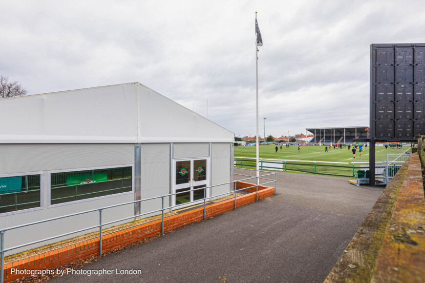 windows-and-glazing-for-temporary-building-at-rugby-club