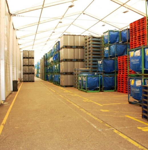 High-capacity-temporary-storage-building-installed-by-aganto