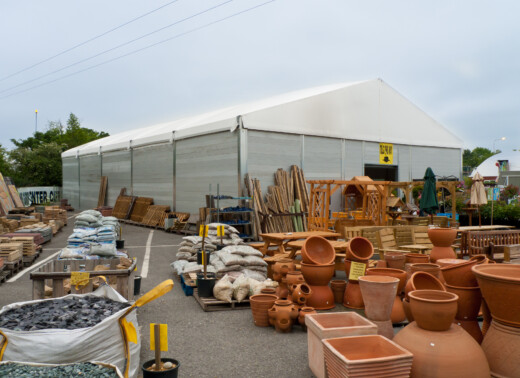 temporary-retail-building-waterways-garden-centre
